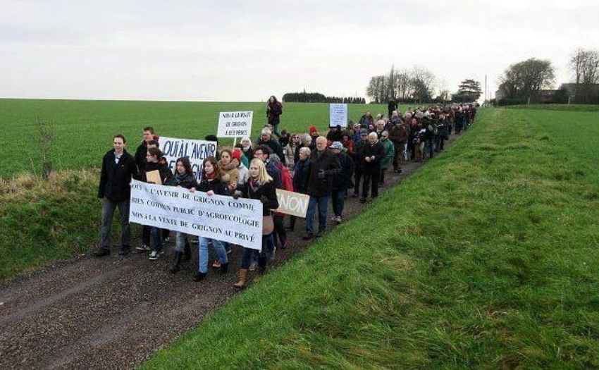 Manifestation à Grignon contre la venue du PSG, janvier 2016.